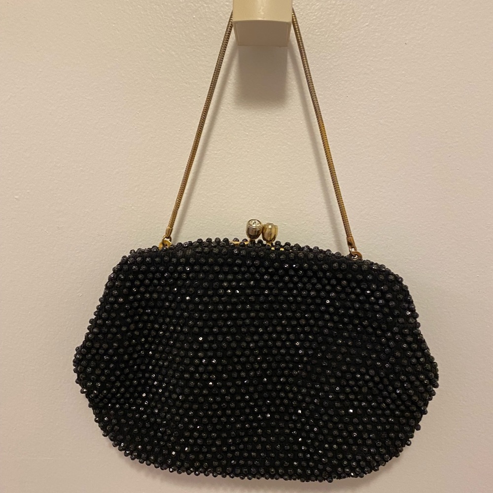 1969 TRUE VINTAGE beaded clutch